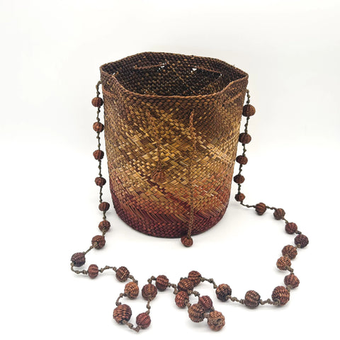 Bolso artesanal de palma de iraca