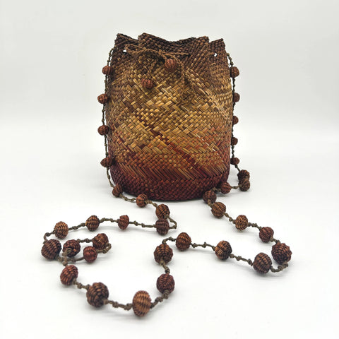 Bolso artesanal de palma de iraca